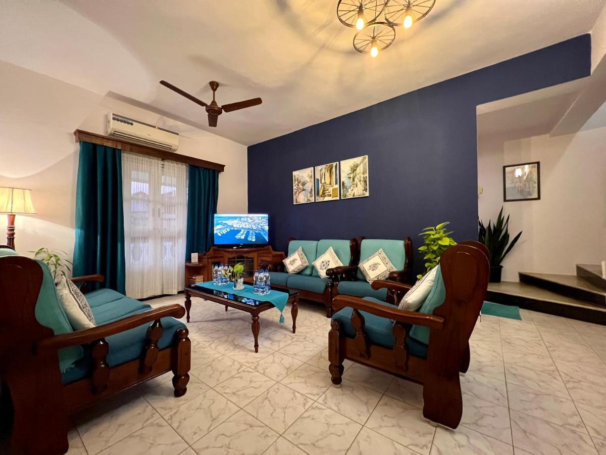 Villa By The Beach Goa Бенаулим Екстериор снимка