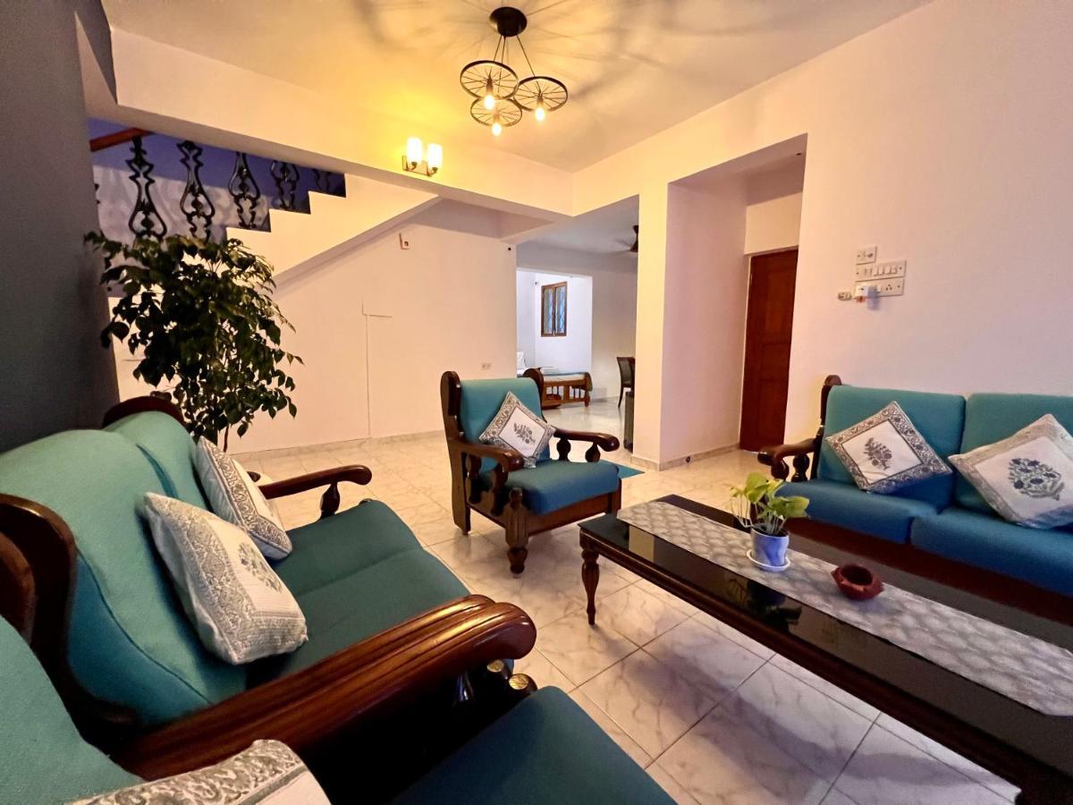 Villa By The Beach Goa Бенаулим Екстериор снимка