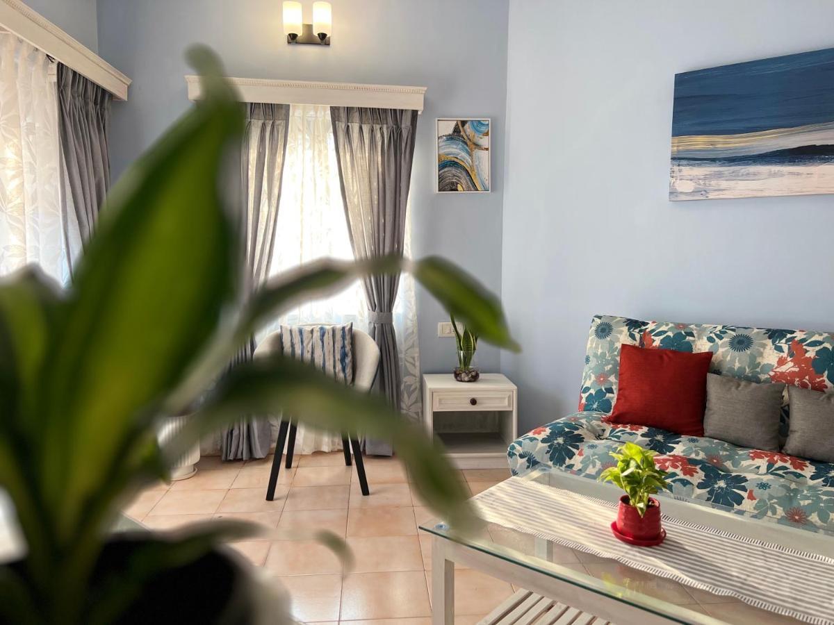 Villa By The Beach Goa Бенаулим Екстериор снимка