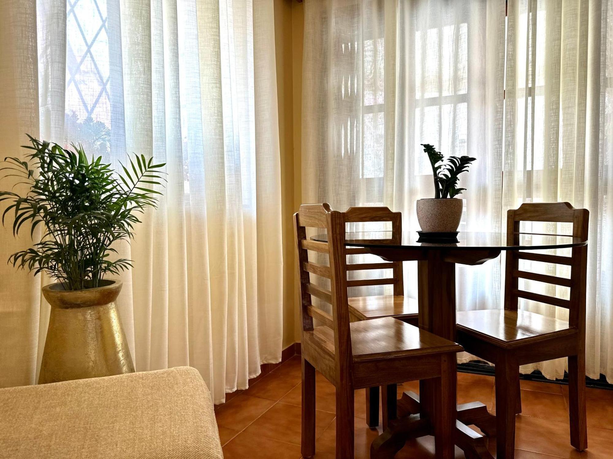 Villa By The Beach Goa Бенаулим Екстериор снимка