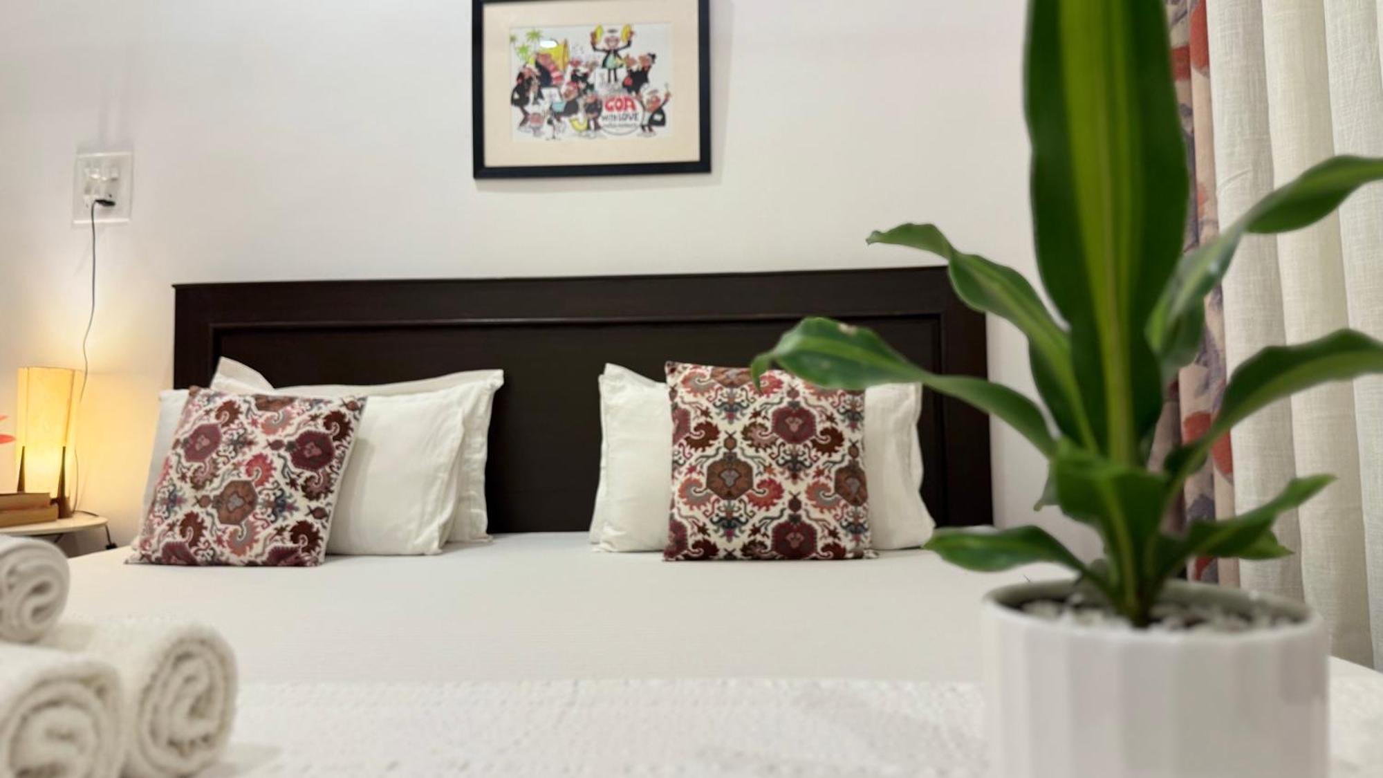 Villa By The Beach Goa Бенаулим Екстериор снимка